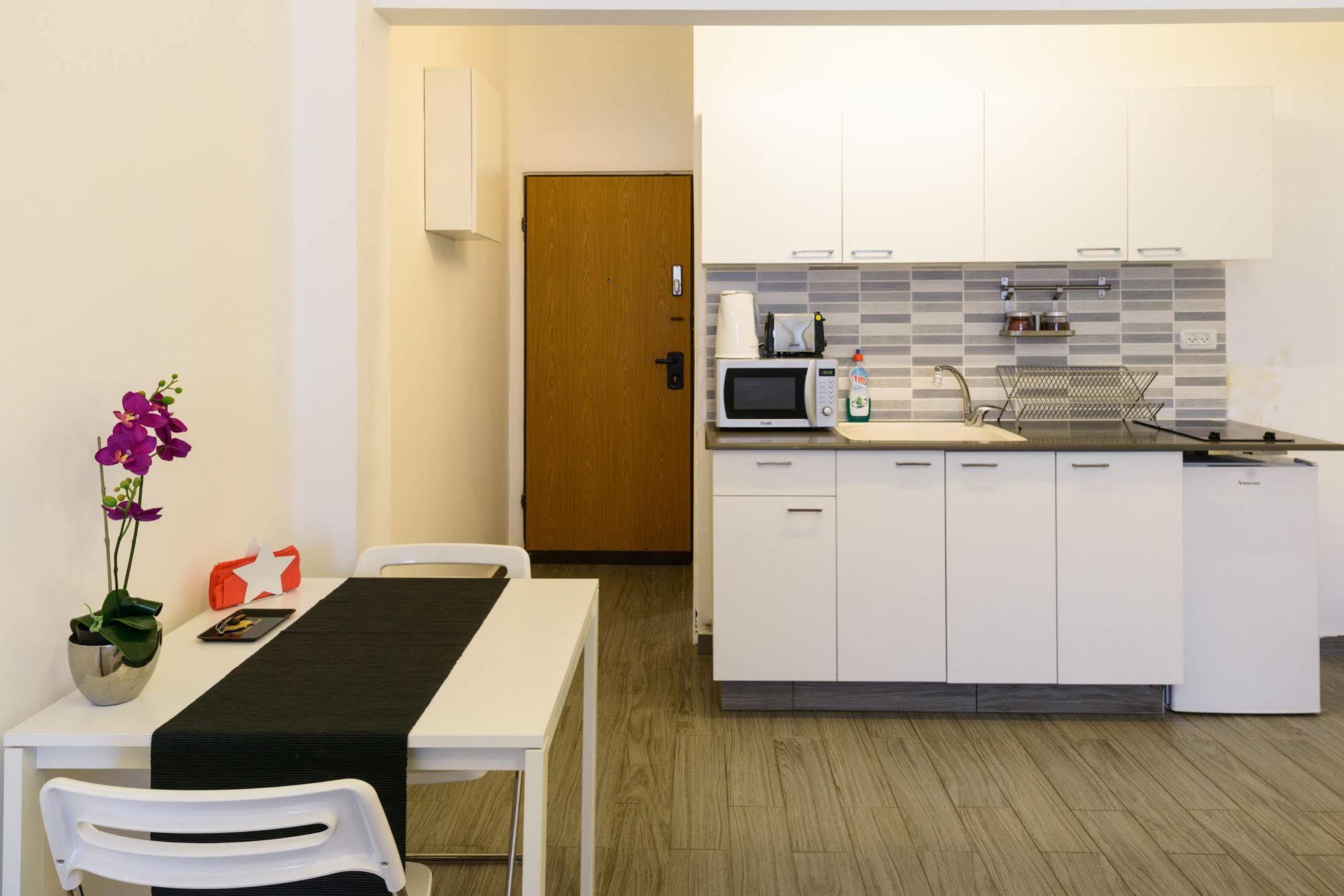 Frishman Apartments Tel-Aviv Extérieur photo